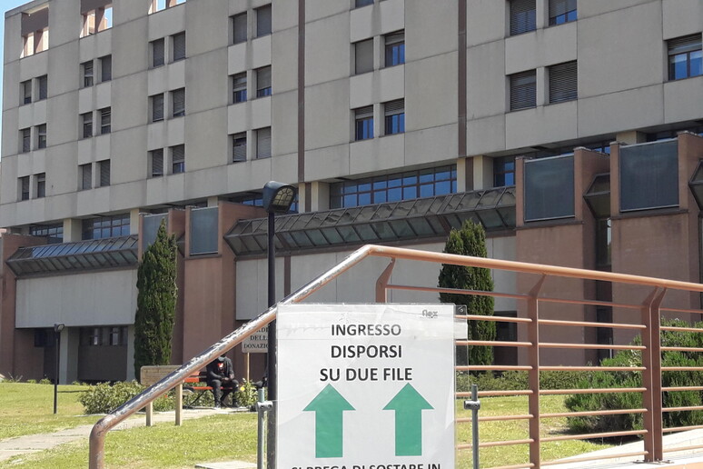 - RIPRODUZIONE RISERVATA