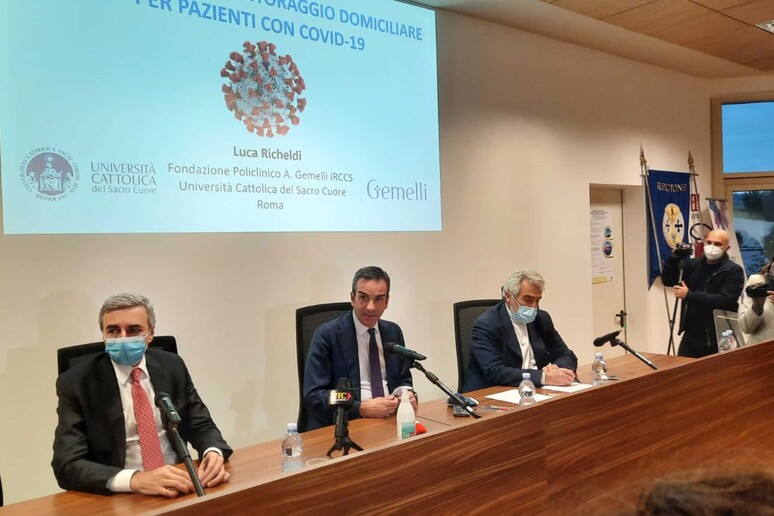 - RIPRODUZIONE RISERVATA