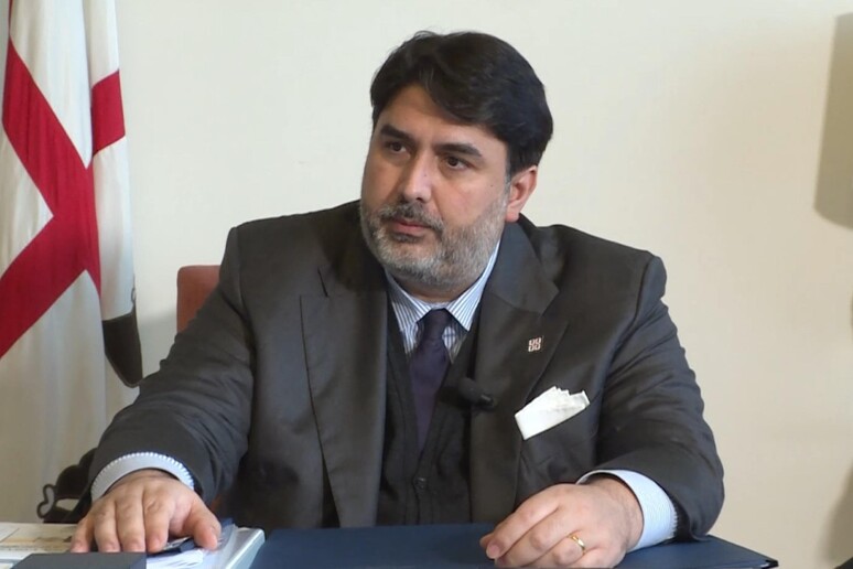 - RIPRODUZIONE RISERVATA