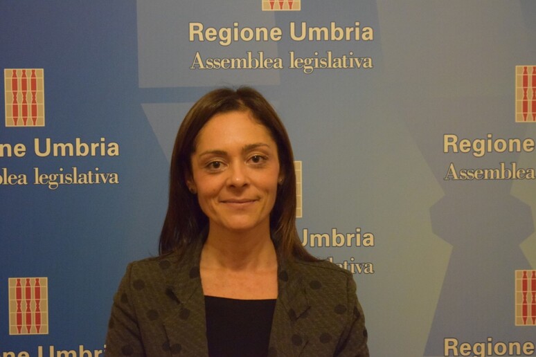 - RIPRODUZIONE RISERVATA