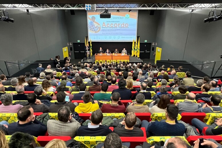 - RIPRODUZIONE RISERVATA