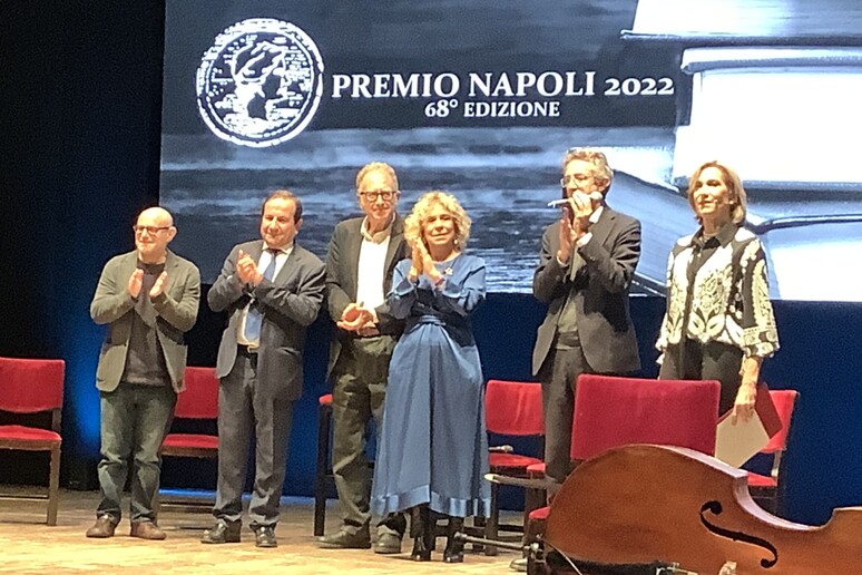 Il premio Napoli a Marrone, Magrelli e Traverso - RIPRODUZIONE RISERVATA