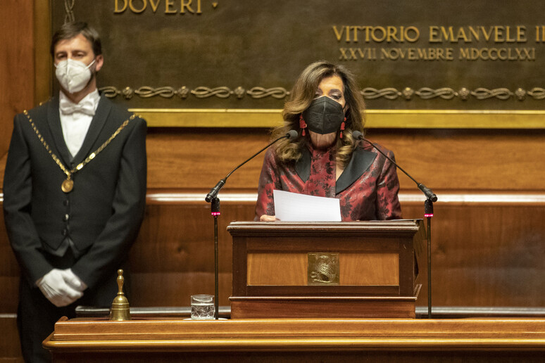 - RIPRODUZIONE RISERVATA