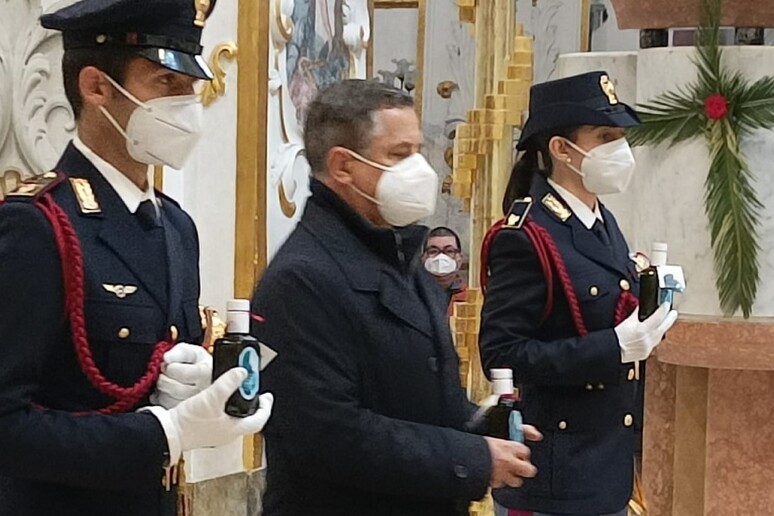 - RIPRODUZIONE RISERVATA