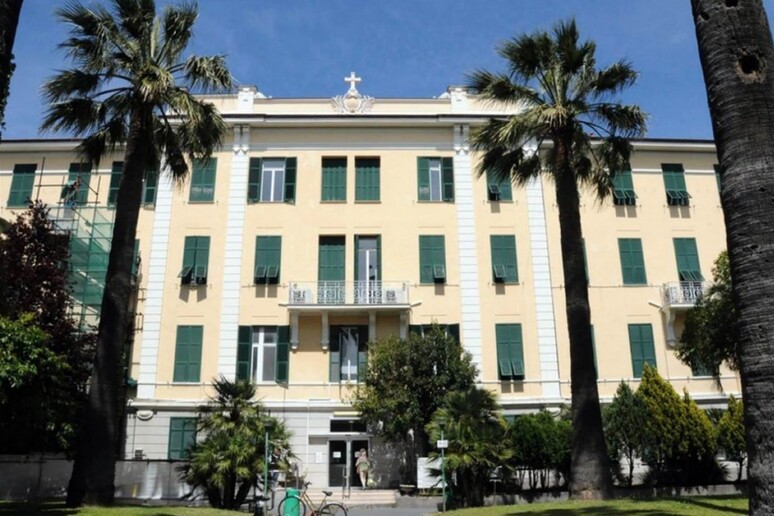 - RIPRODUZIONE RISERVATA