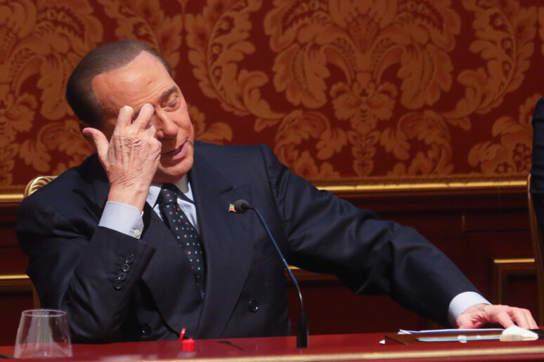 - RIPRODUZIONE RISERVATA
