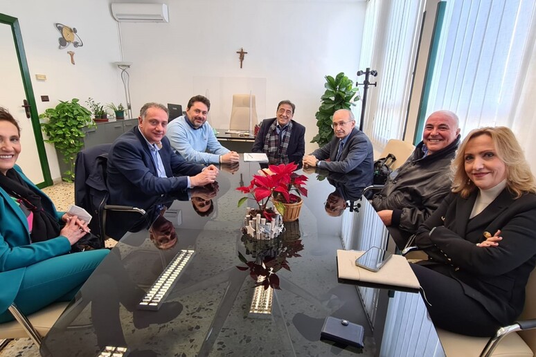 - RIPRODUZIONE RISERVATA