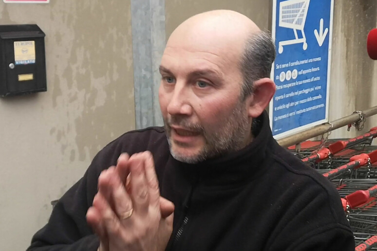 - RIPRODUZIONE RISERVATA