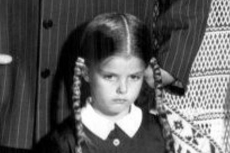 Lisa Loring nei panni di Mercoledì Addams - RIPRODUZIONE RISERVATA