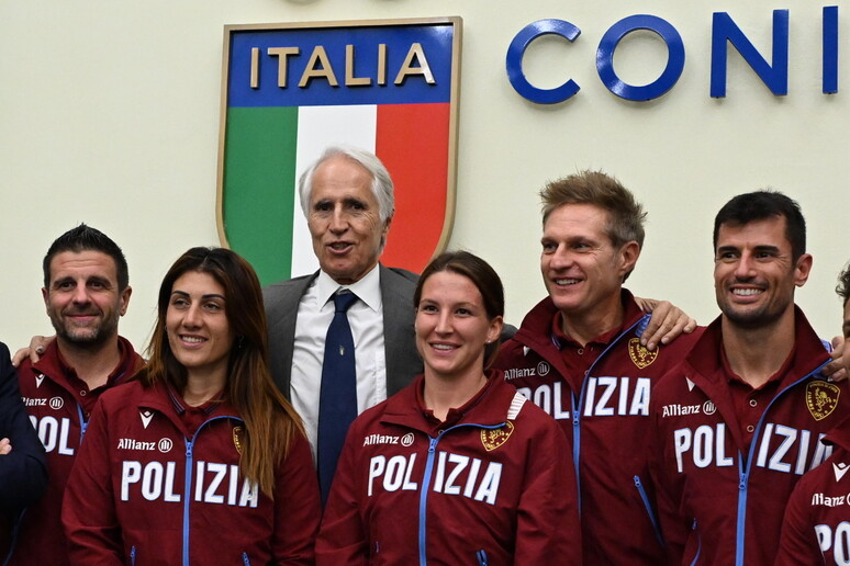 - RIPRODUZIONE RISERVATA