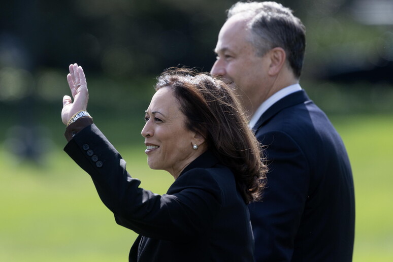 Kamala Harris e Douglas Emhoff © ANSA/EPA