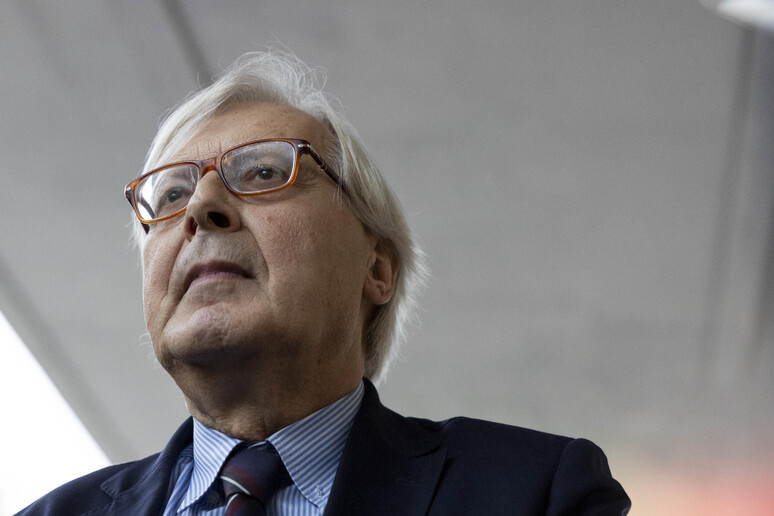 - RIPRODUZIONE RISERVATA