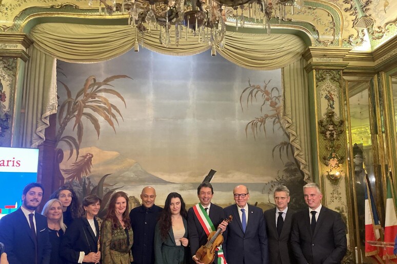 - RIPRODUZIONE RISERVATA