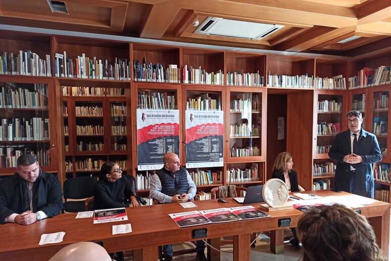 - RIPRODUZIONE RISERVATA