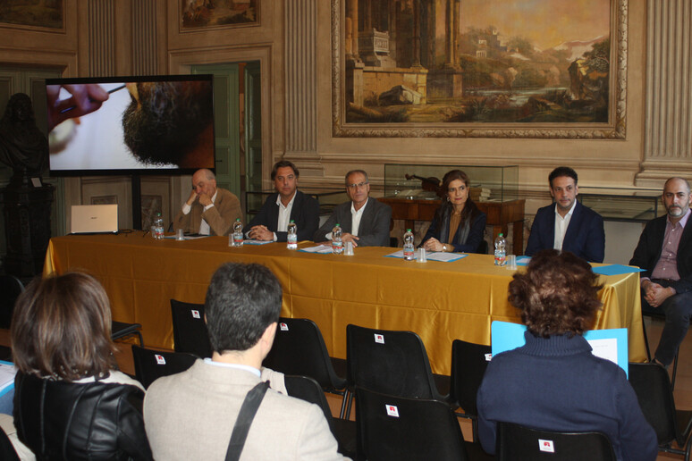- RIPRODUZIONE RISERVATA