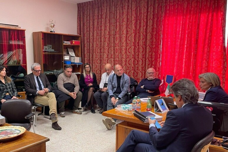 -     RIPRODUZIONE RISERVATA