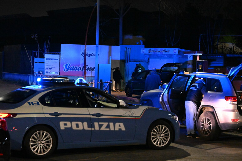 - RIPRODUZIONE RISERVATA