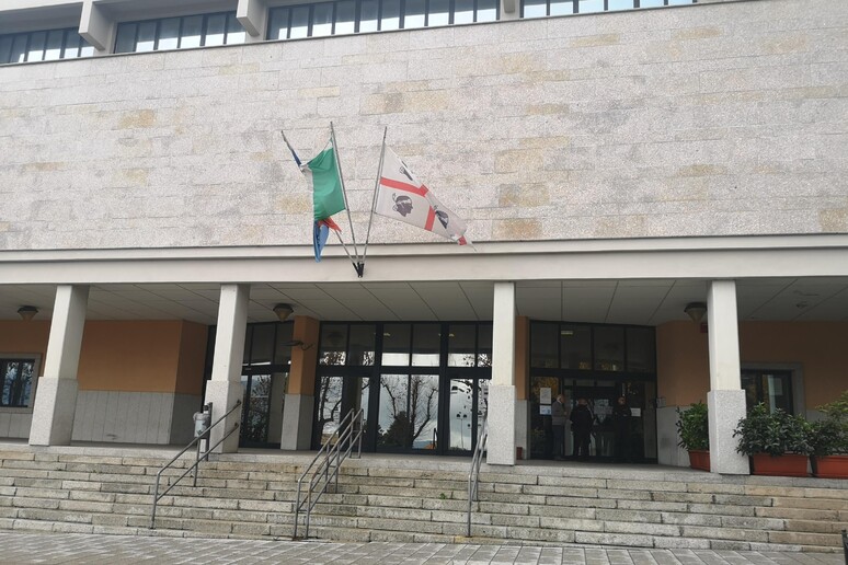 - RIPRODUZIONE RISERVATA