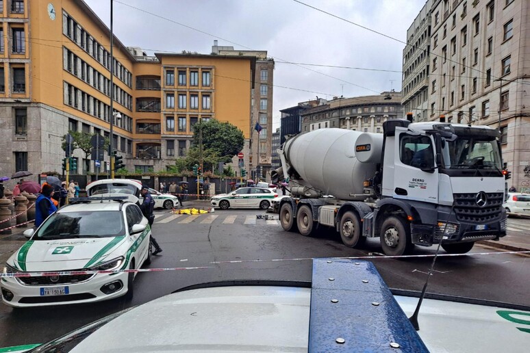 - RIPRODUZIONE RISERVATA