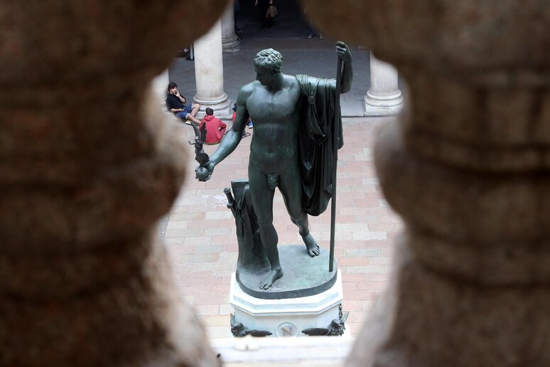 BRERA: RESTUARO DELLA STATUA DI NAPOLEONE - RIPRODUZIONE RISERVATA