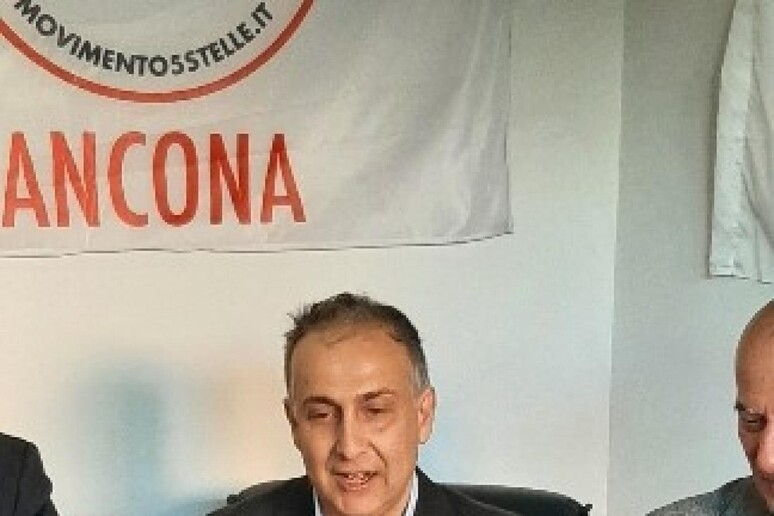 - RIPRODUZIONE RISERVATA