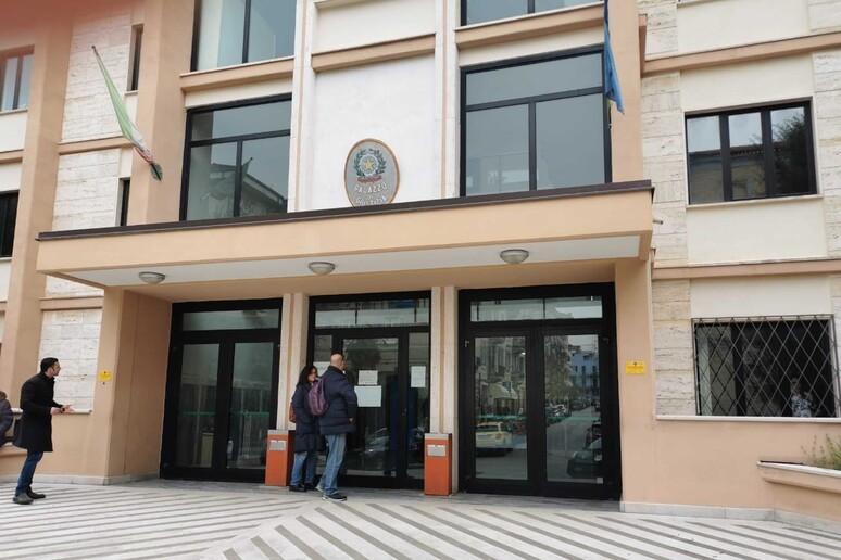 - RIPRODUZIONE RISERVATA