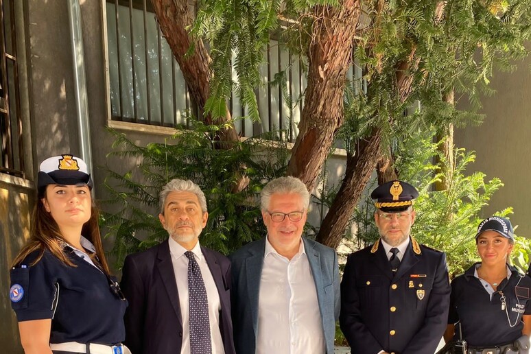 - RIPRODUZIONE RISERVATA