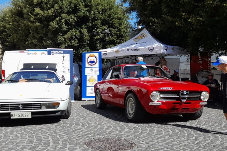 - RIPRODUZIONE RISERVATA