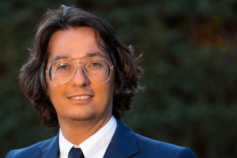 -     RIPRODUZIONE RISERVATA