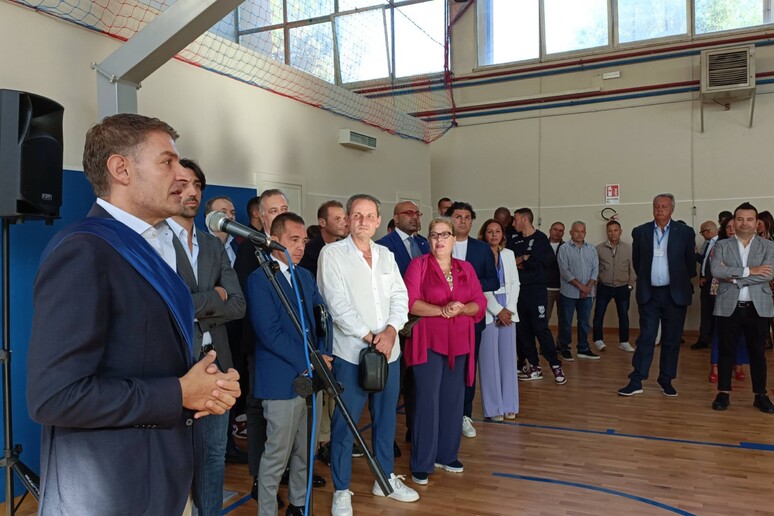 - RIPRODUZIONE RISERVATA