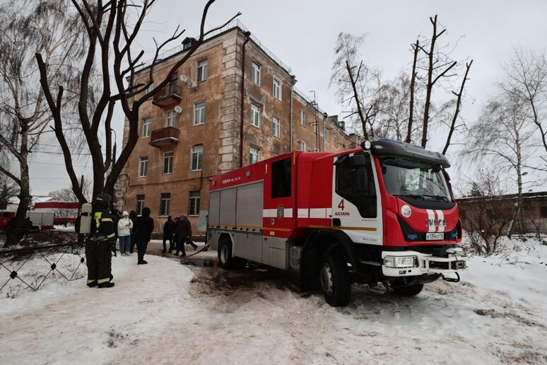 L 'attacco di droni ucraini ieri a Kazan © ANSA/AFP