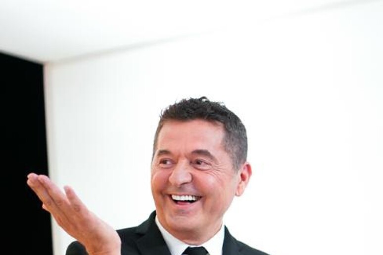 -     RIPRODUZIONE RISERVATA