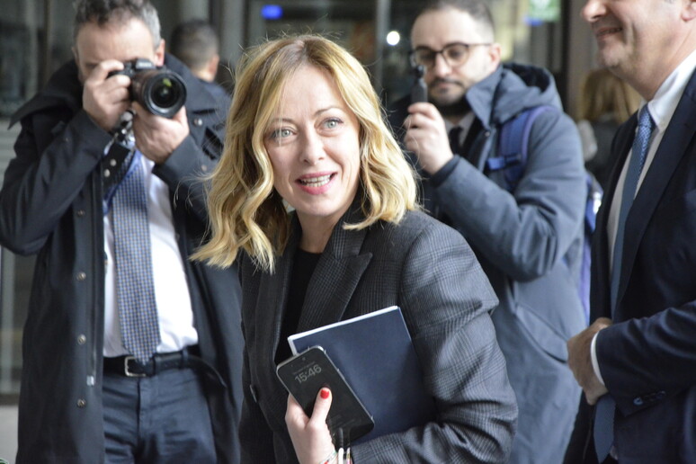-     RIPRODUZIONE RISERVATA