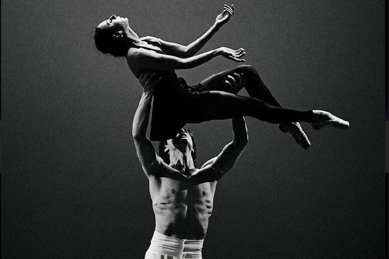 Torna a Genova il gala  'Pas de deux ' con Jacopo Bellussi - RIPRODUZIONE RISERVATA