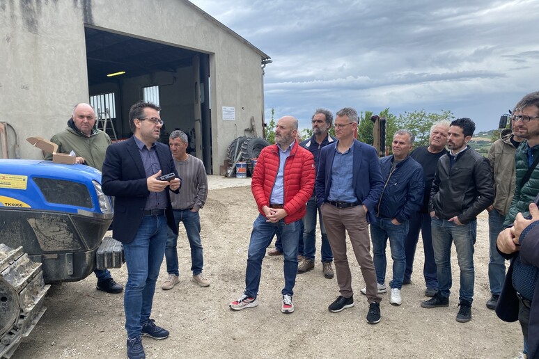 - RIPRODUZIONE RISERVATA