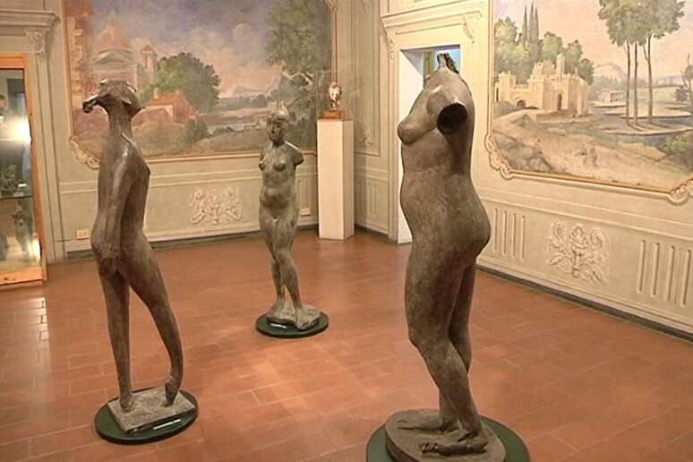 - RIPRODUZIONE RISERVATA