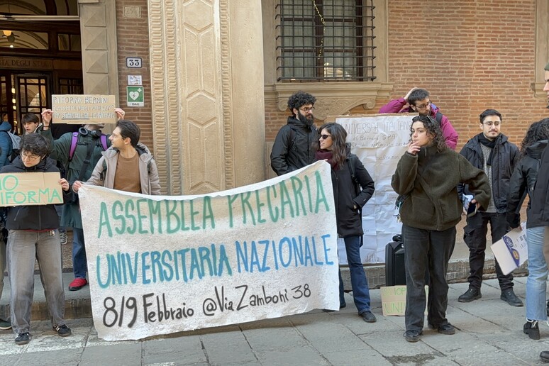 - RIPRODUZIONE RISERVATA