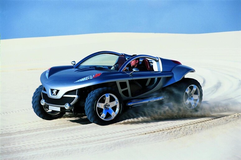 Peugeot Hoggar, nel 2003 la one-off dedicata al deserto © ANSA/Web