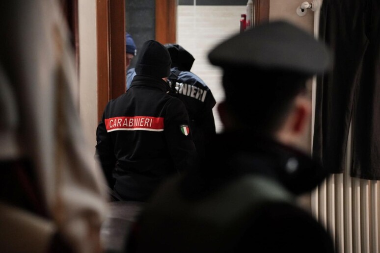 - RIPRODUZIONE RISERVATA