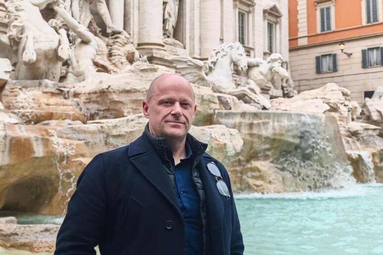 Morto il turista ustionato in esplosione palazzina - RIPRODUZIONE RISERVATA