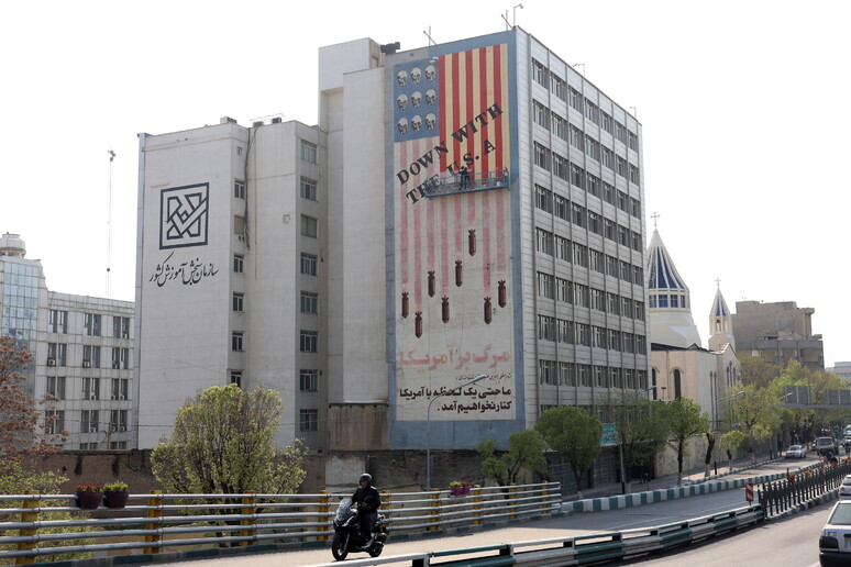 Iran,  'forte risposta in caso di attacco Usa ' © ANSA/EPA