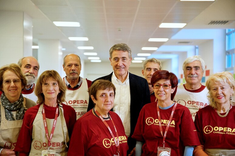 - RIPRODUZIONE RISERVATA