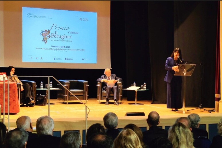 - RIPRODUZIONE RISERVATA