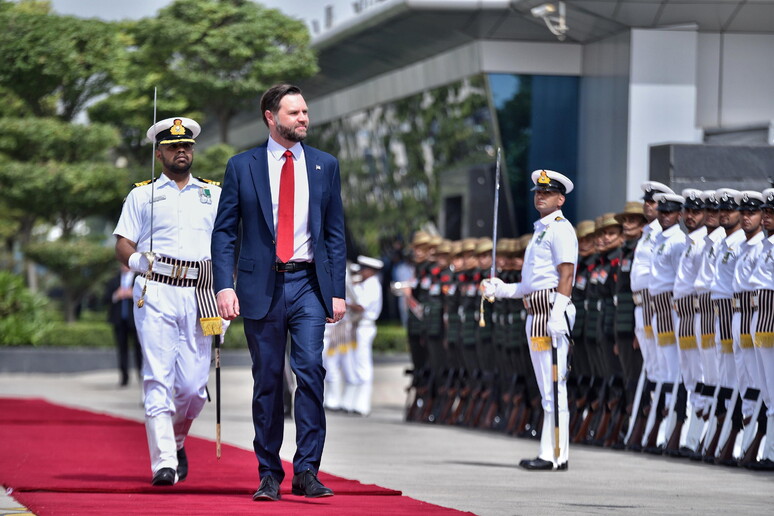 Il vicepresidente Usa Vance arrivato a New Delhi © ANSA/EPA