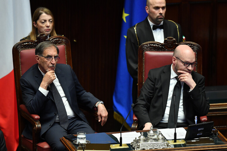 - RIPRODUZIONE RISERVATA