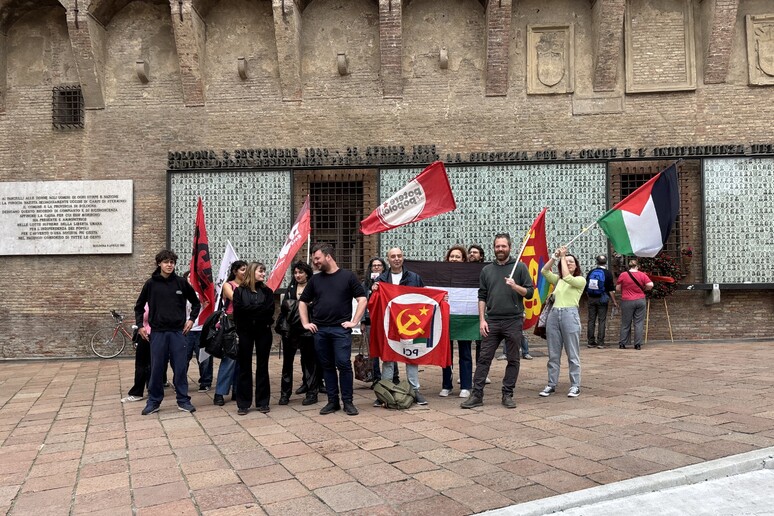 - RIPRODUZIONE RISERVATA