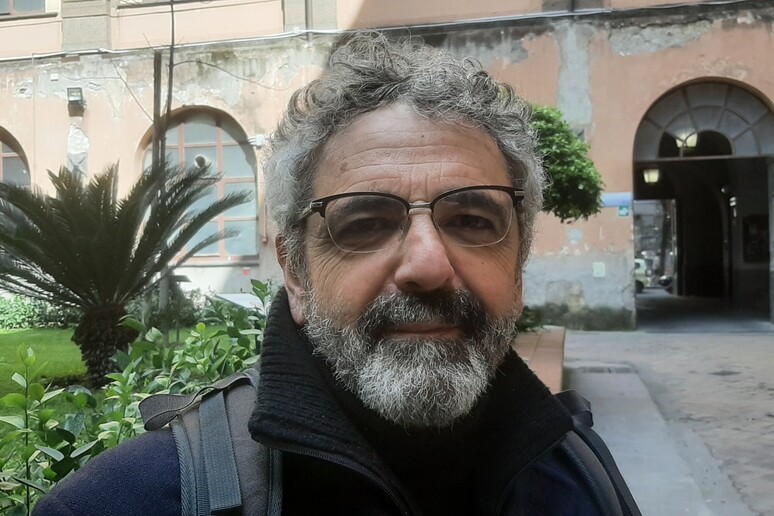 - RIPRODUZIONE RISERVATA