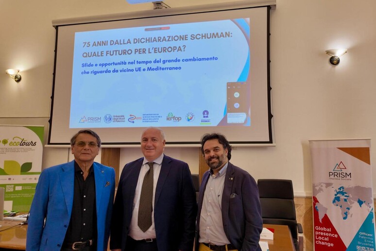 - RIPRODUZIONE RISERVATA