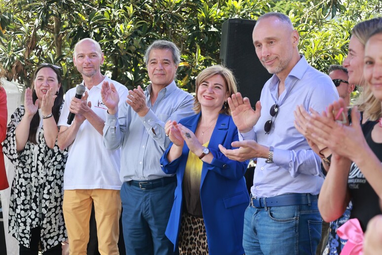 - RIPRODUZIONE RISERVATA