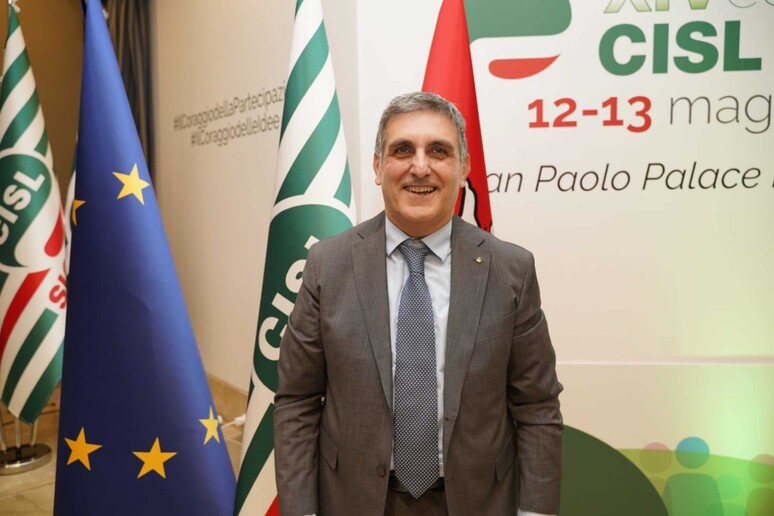 - RIPRODUZIONE RISERVATA